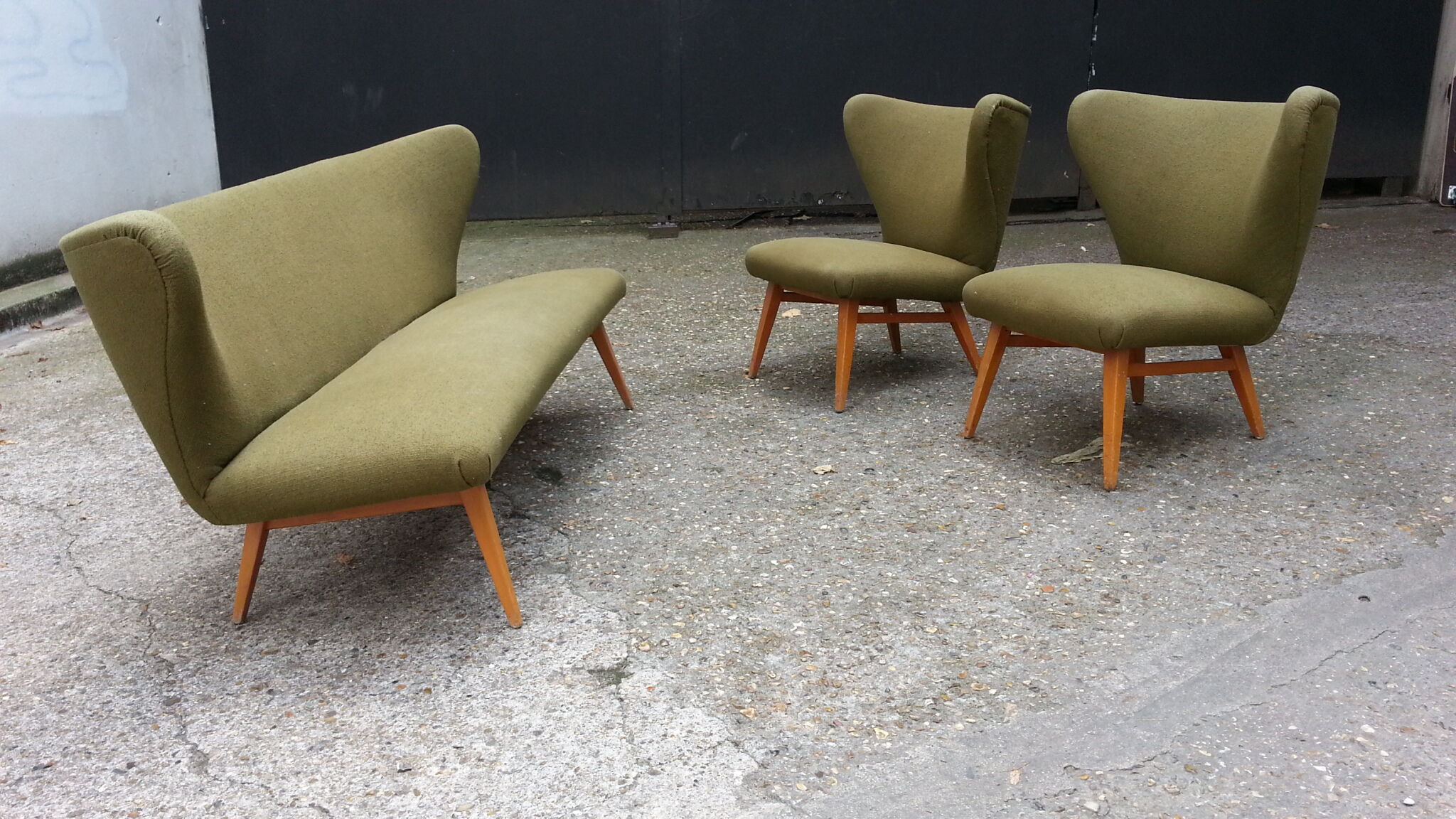 Sculptural sofa and 2 armchairs fifties sofa set