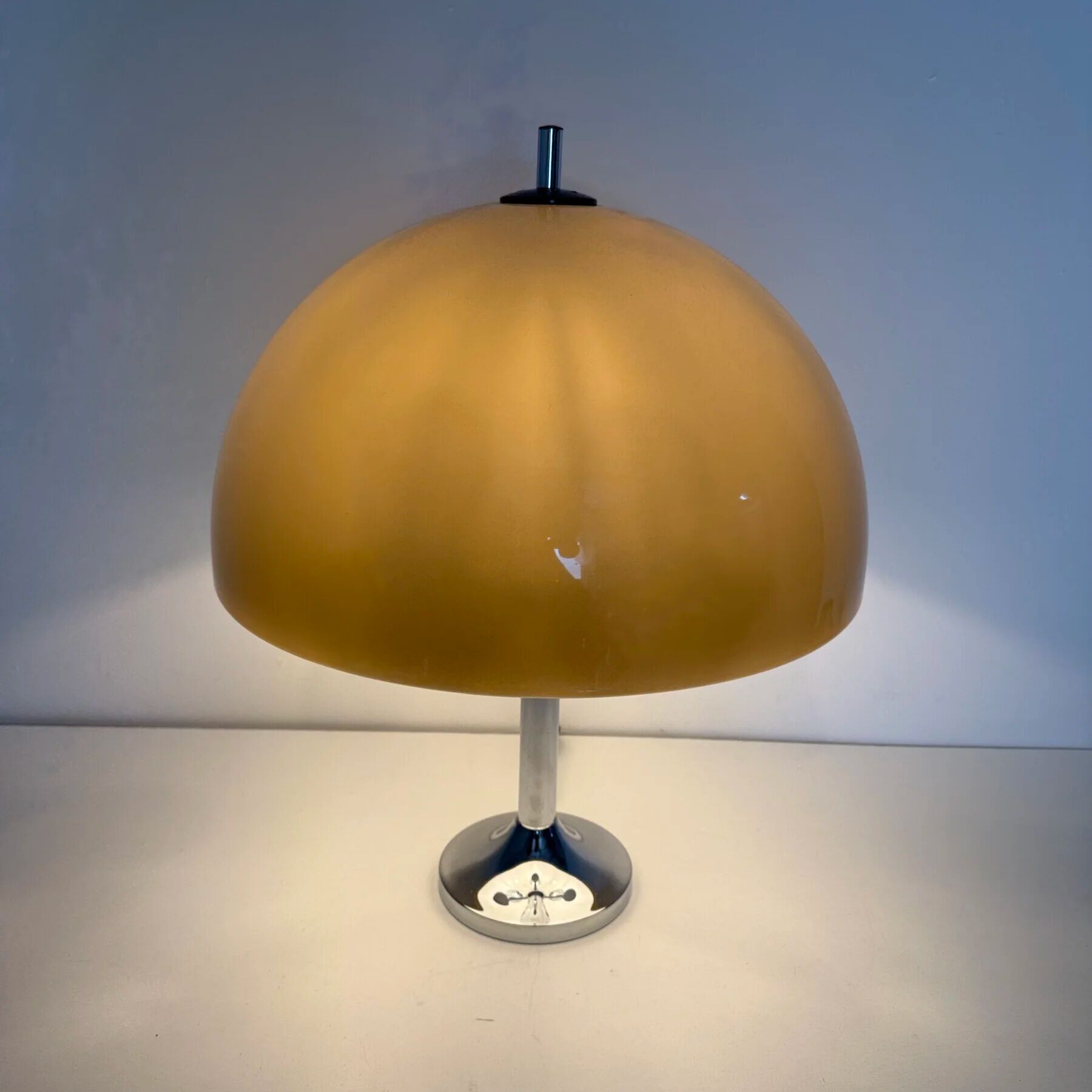 Mid-century mushroom table lamp with chrome base, 1970s