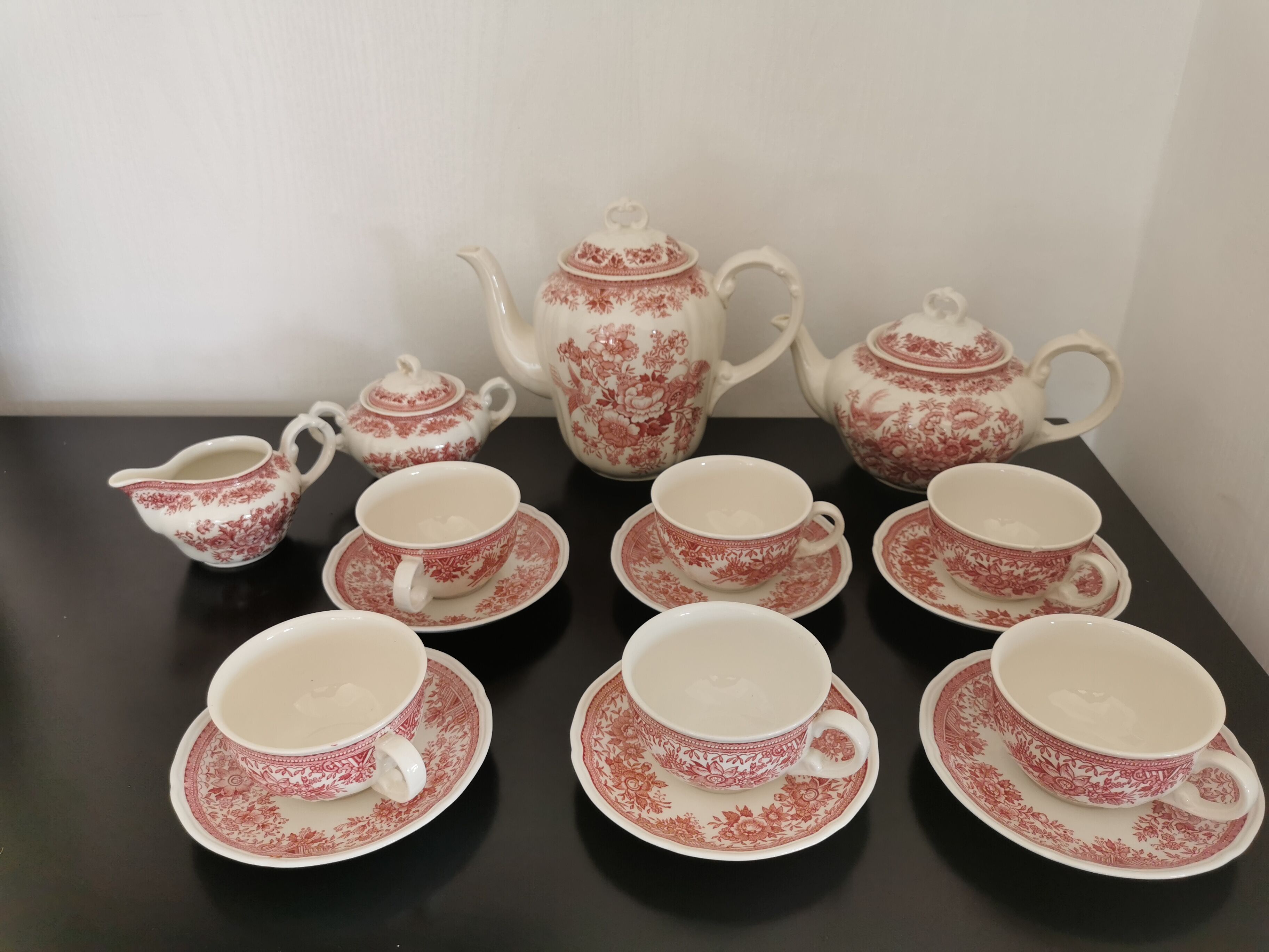 Villeroy & Boch Saar Germany antique red coffee and tea set
