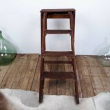 Former painter wooden stepladder