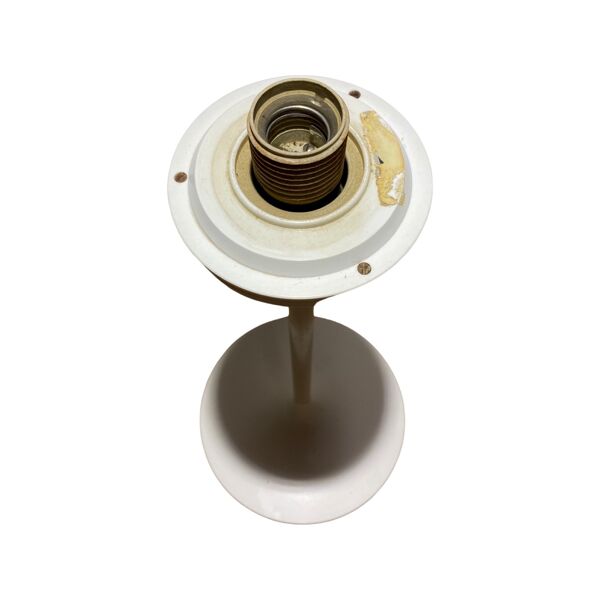 Lampadaire Gianfranco Frattini design Italie design italien de couleur blanche