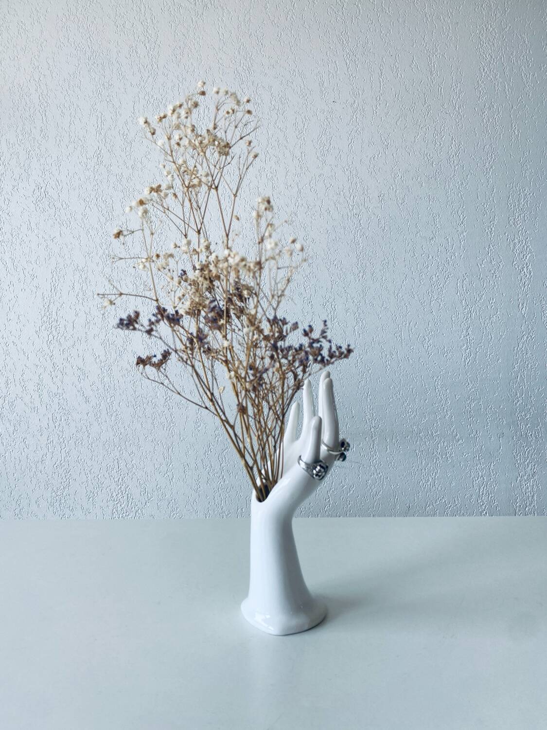 Handmade ceramic vase and jewelry holder