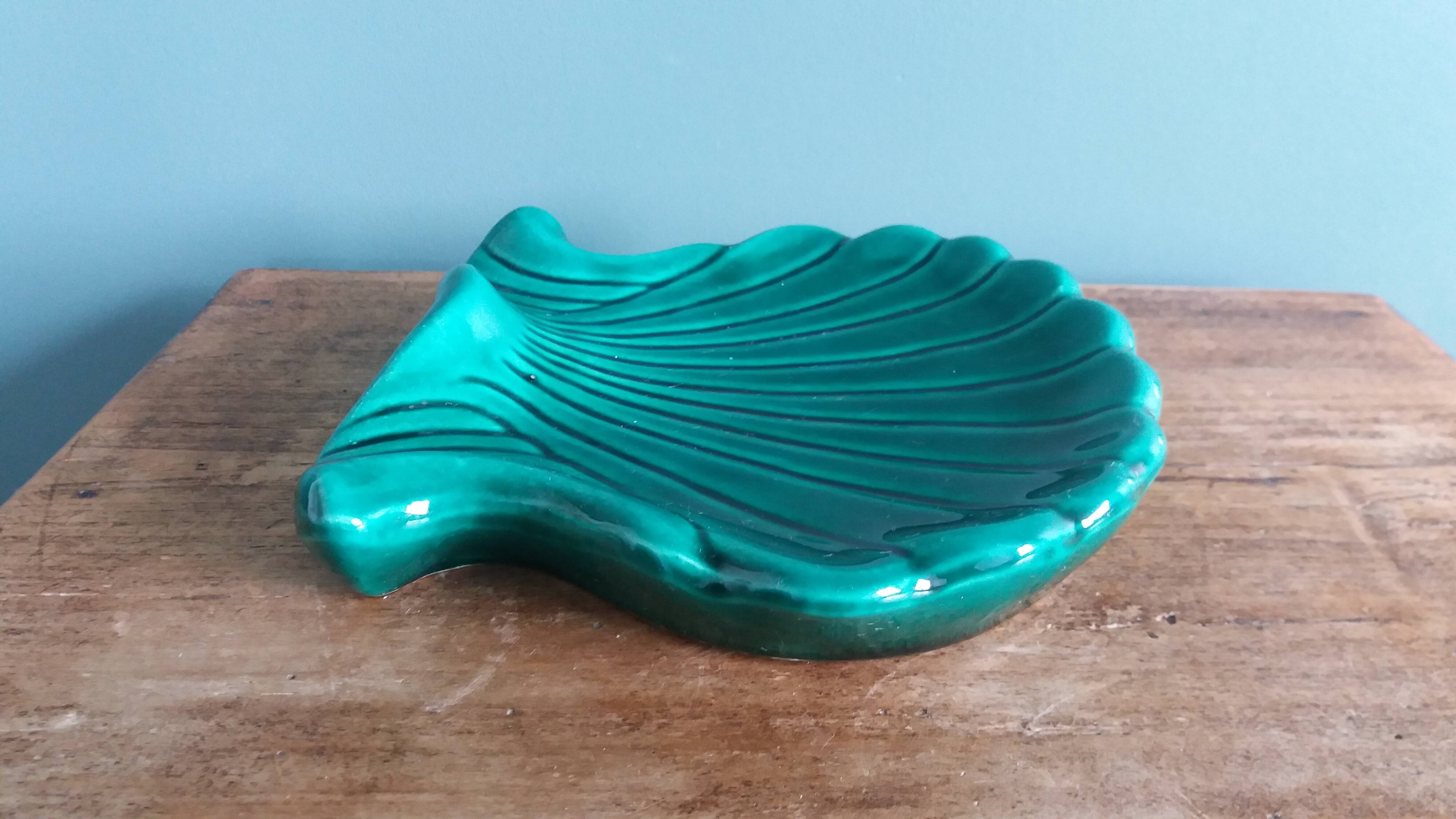 Coquillage coupelle vide poche vert émeraude