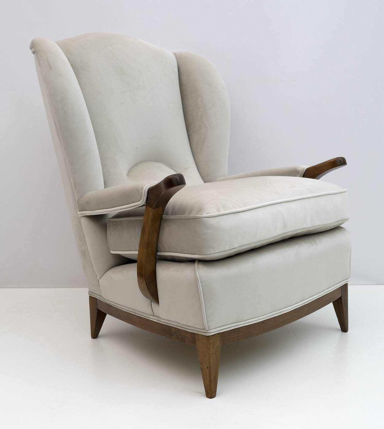 Attributed of Paolo Buffa Mid-Century Modern Italian Velvet Armchairs, 1950