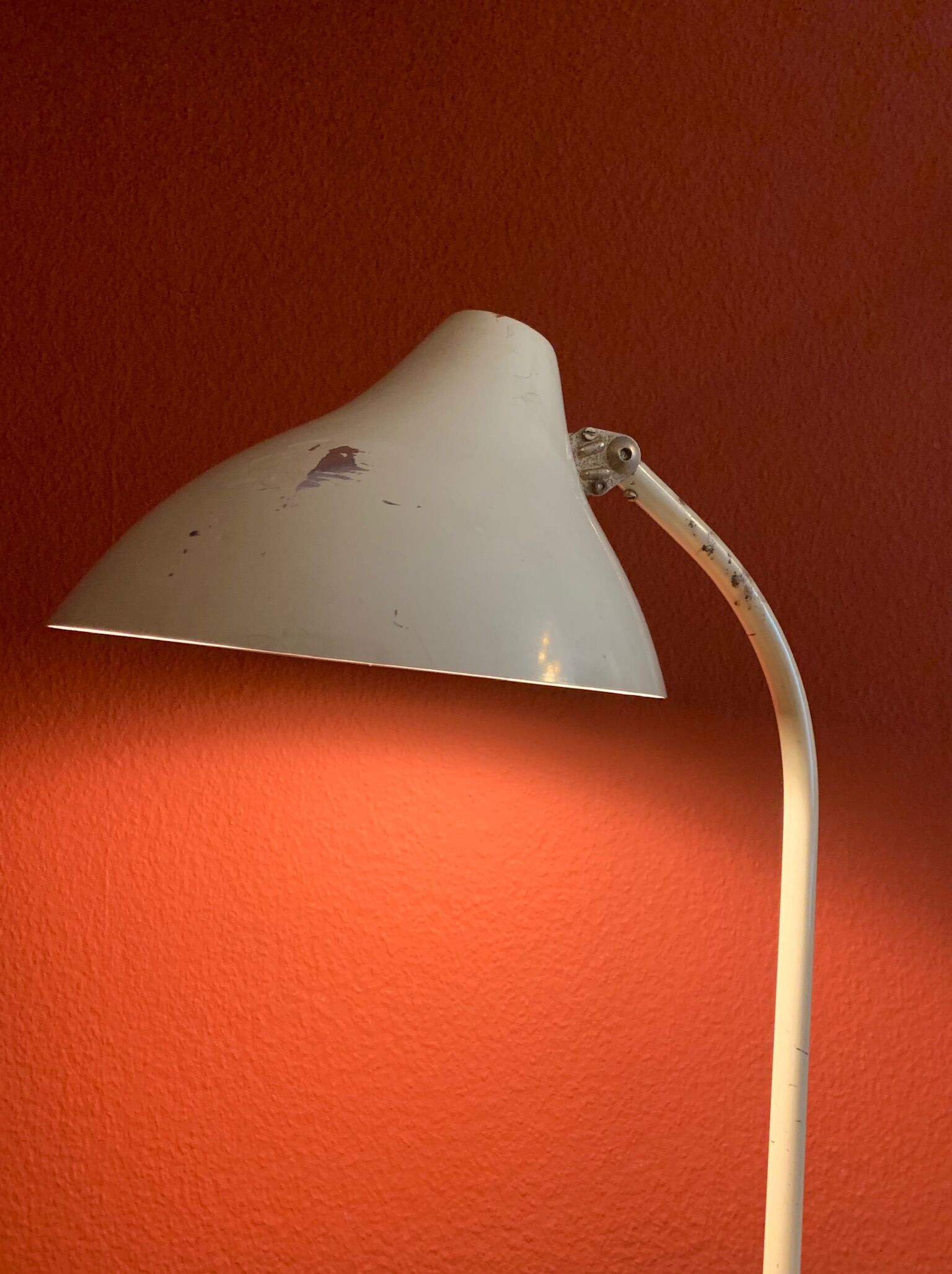 Lampe de bureau par Hala