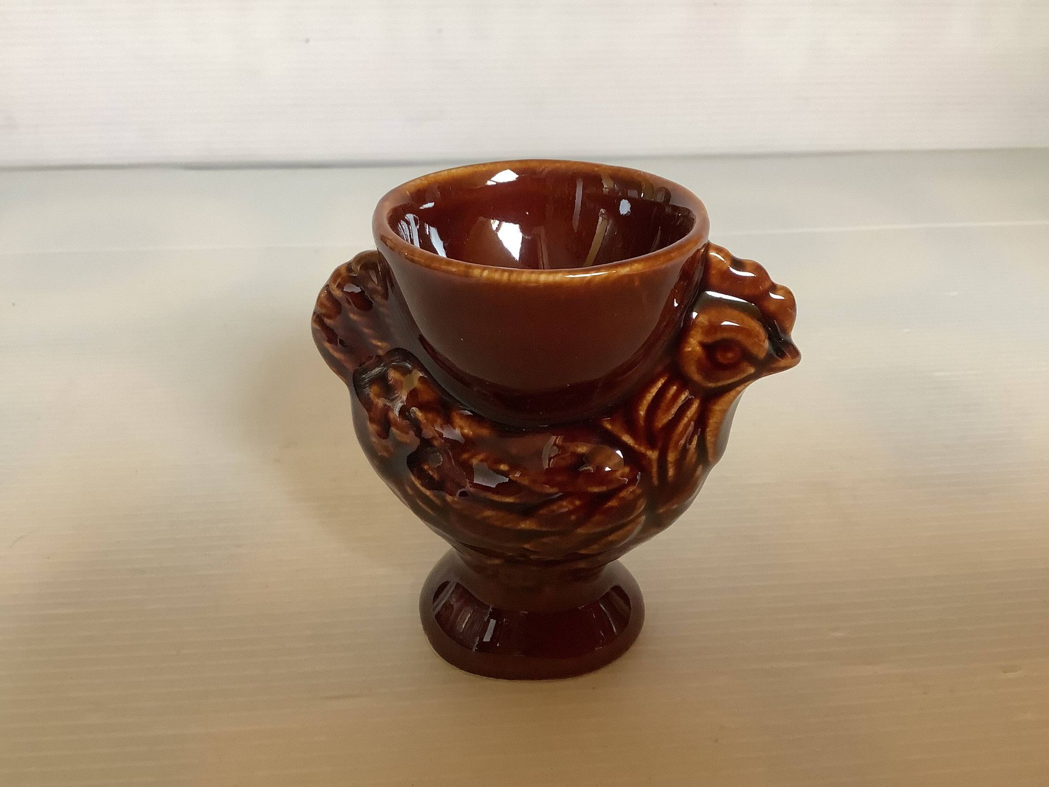 Coquetier poule marron royal keramiek