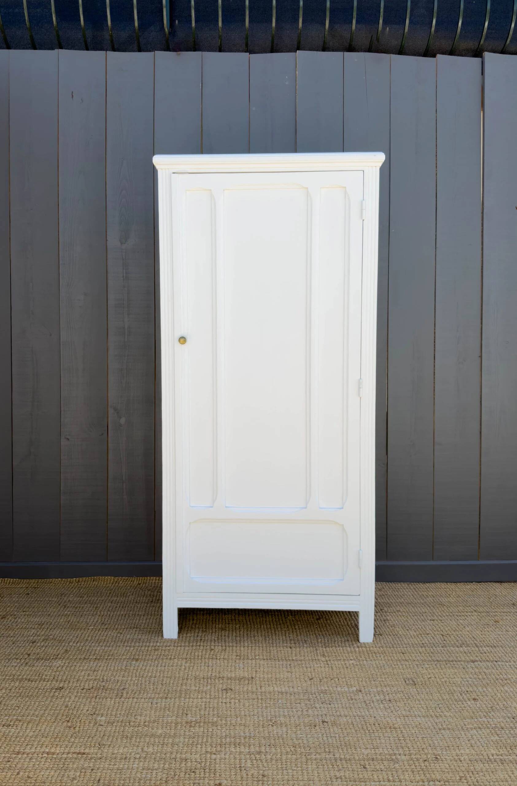 Armoire parisienne