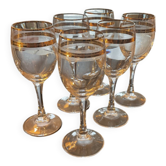 6 verres à bourgogne en cristal gravé et dorure