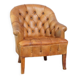 Sheepskin Chesterfield armchair with elegant design and lots of character