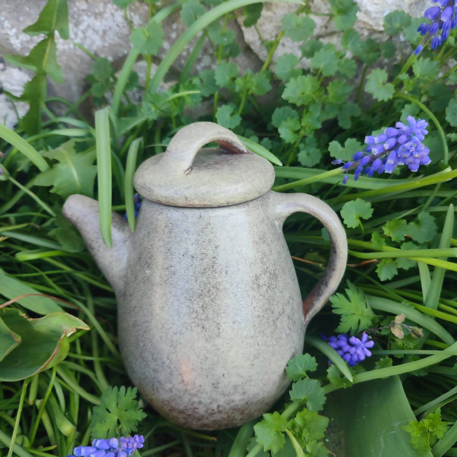 Max Idlas coffee maker, smooth green stoneware