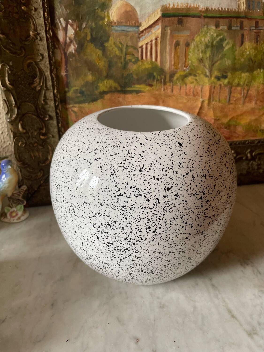 Large speckled ball vase 1980