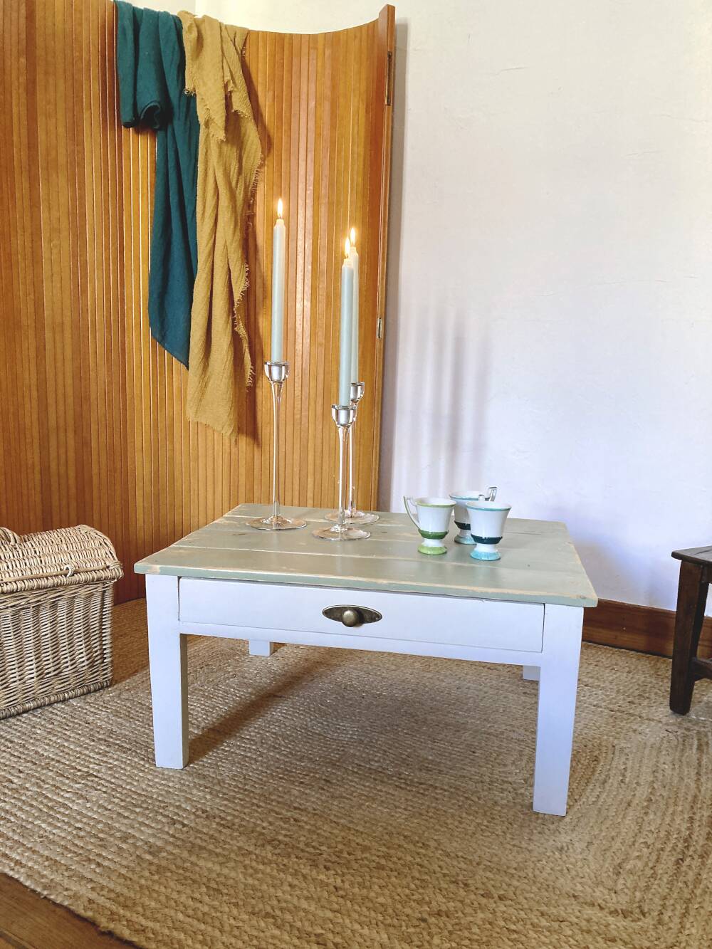 Solid wood coffee table with drawer