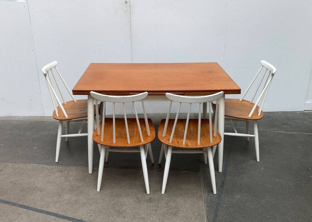 Teak mid-century table and Fanett chairs by Ilmari Tapiovaara for Asko, set of 5.