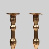 Paire de deux bougeoirs anciens français en bronze, vers 1890