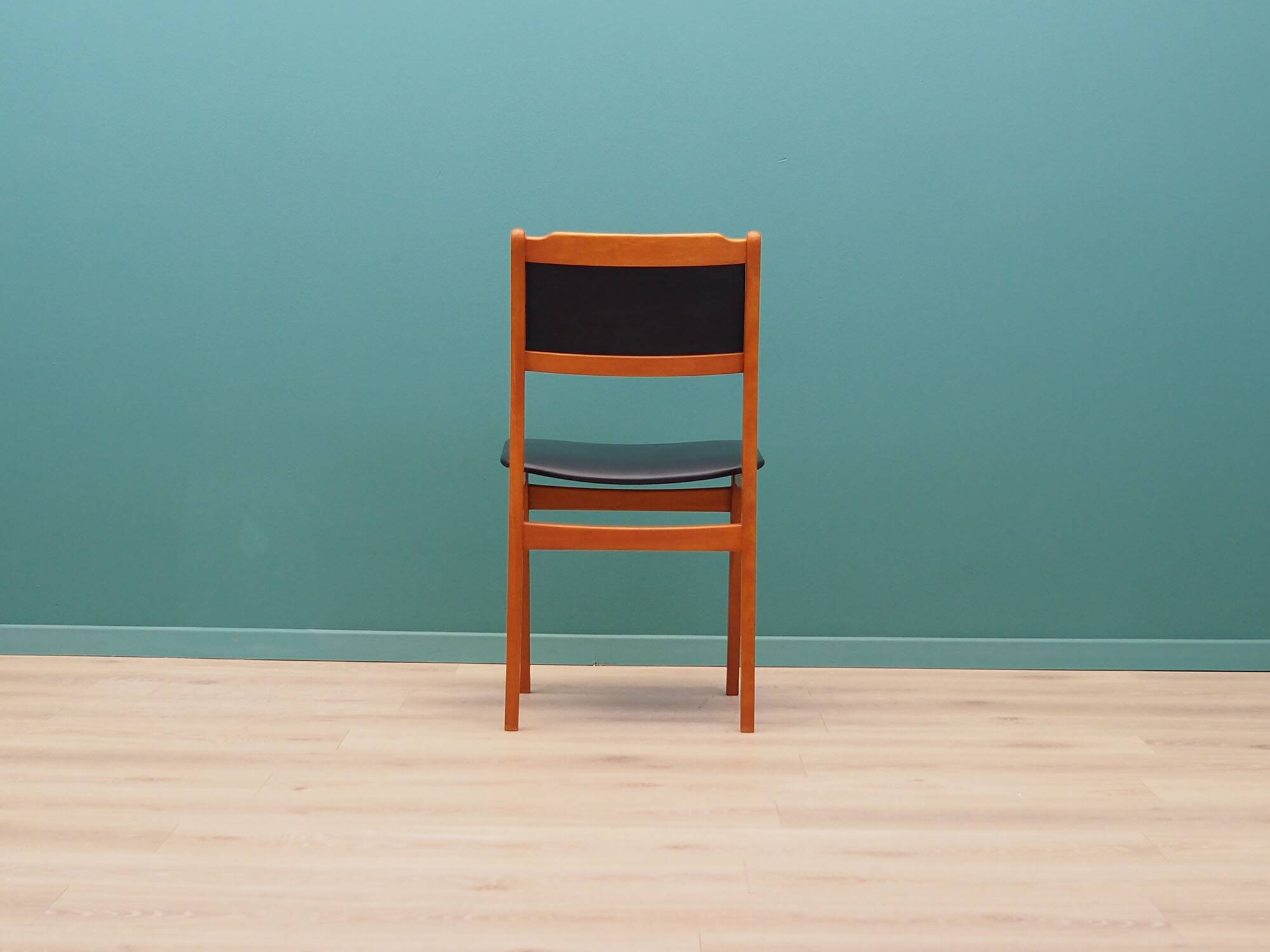 Set of four beech chairs, Danish design, 1970s, production: Denmark