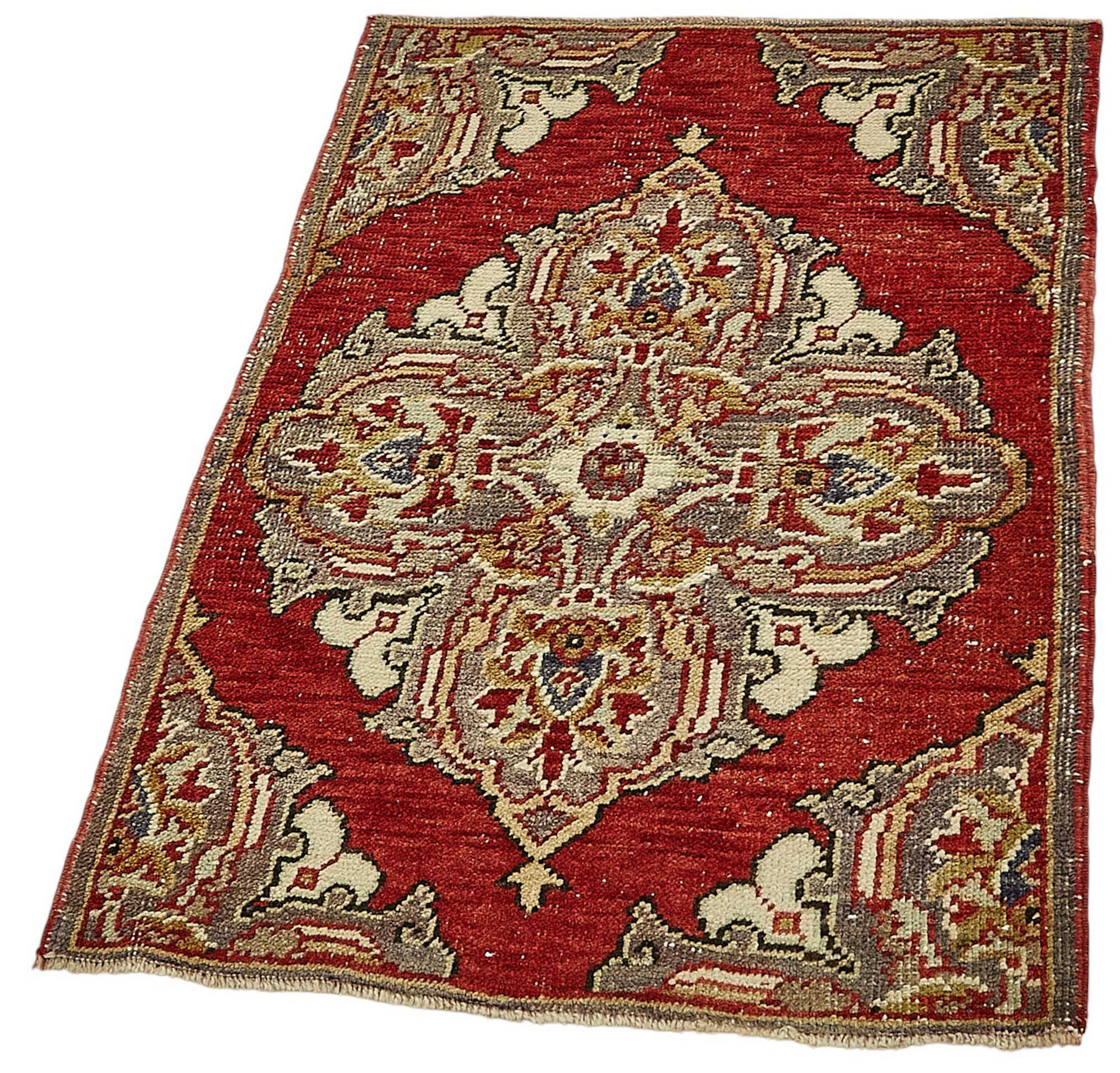 Turkish Vintage Anatolian Rug 69 cm x 101 cm