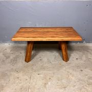 Table basse brutaliste pak rustique des années 70
