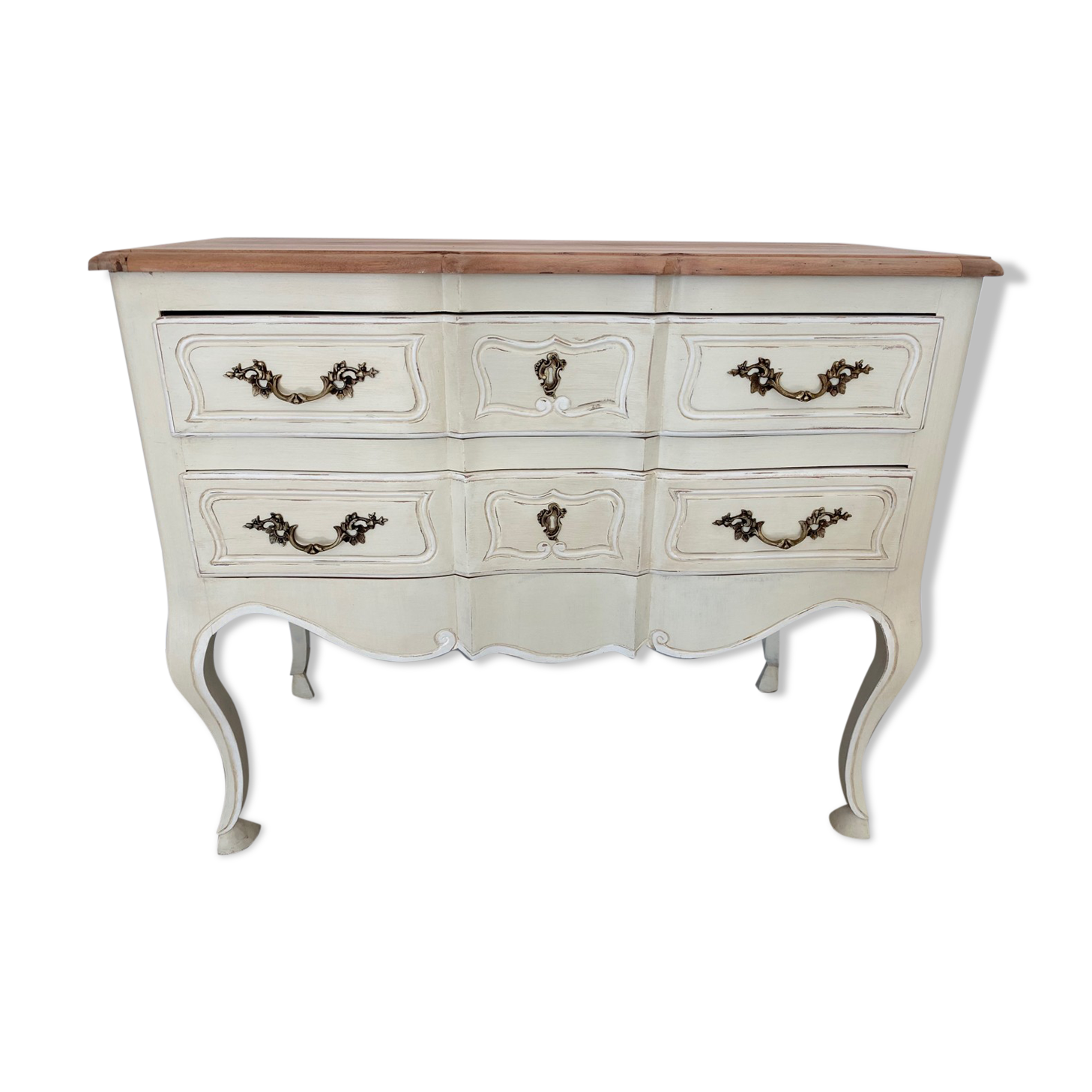 Crossbow chest of drawers