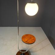Lampe de sol Bauhaus restaurée avec table intégrée par R. Slezák