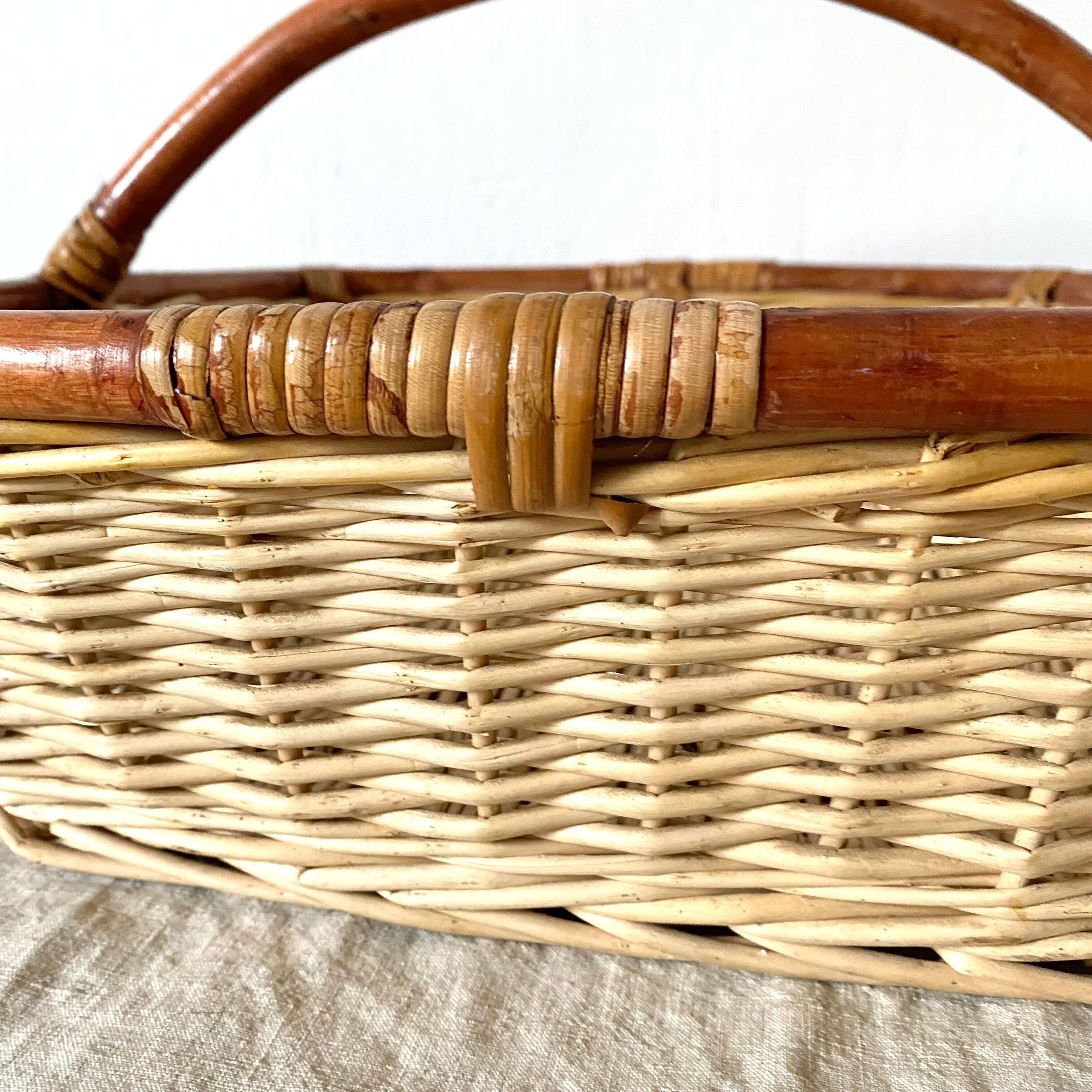 Wicker and rattan basket 34 x 34