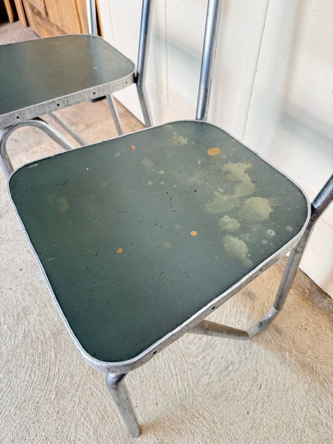 4 Modernist chairs from the 1930s
