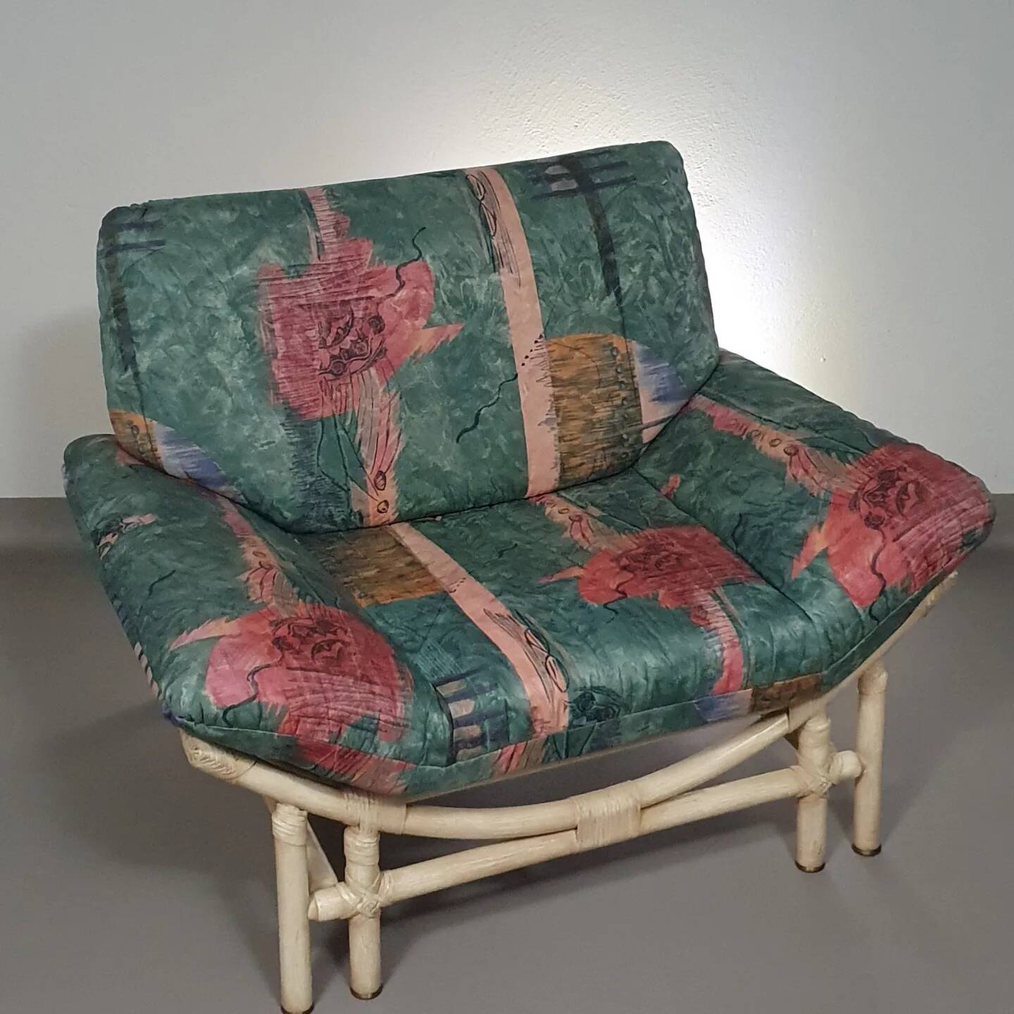 Large bamboo / rattan love seat 80's