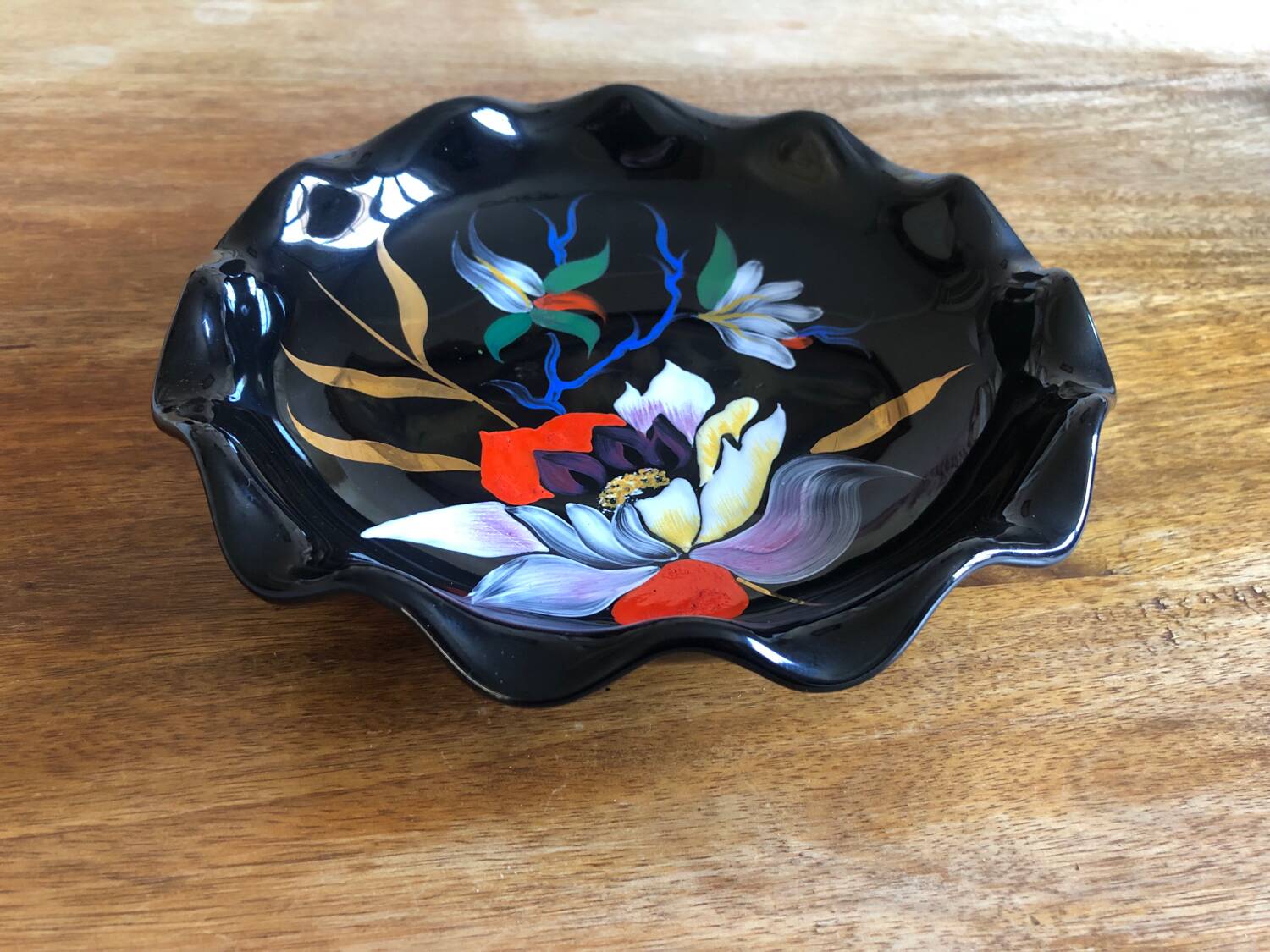 Vintage dish/basket in glazed porcelain, Émaux de Longwy