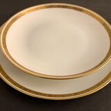 8 flat porcelain plates from Limoges Bernardaud, gilded Greek decoration, twentieth century