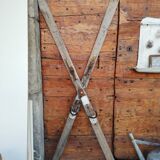 Paire de skis anciens Ramy