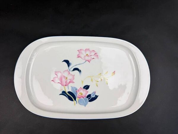Haviland Limoges, grand plat de service modèle Tulipes