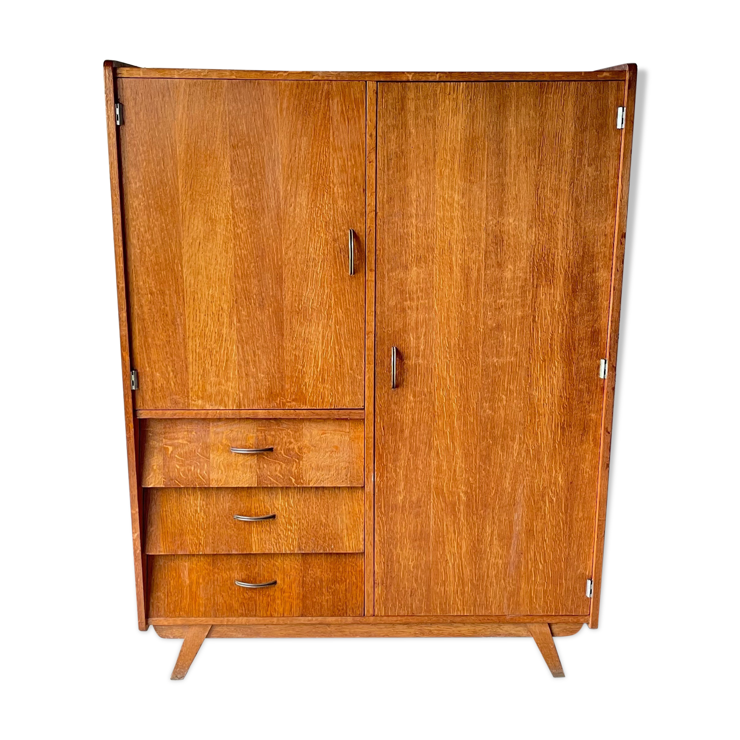 Vintage wardrobe 60 feet compass