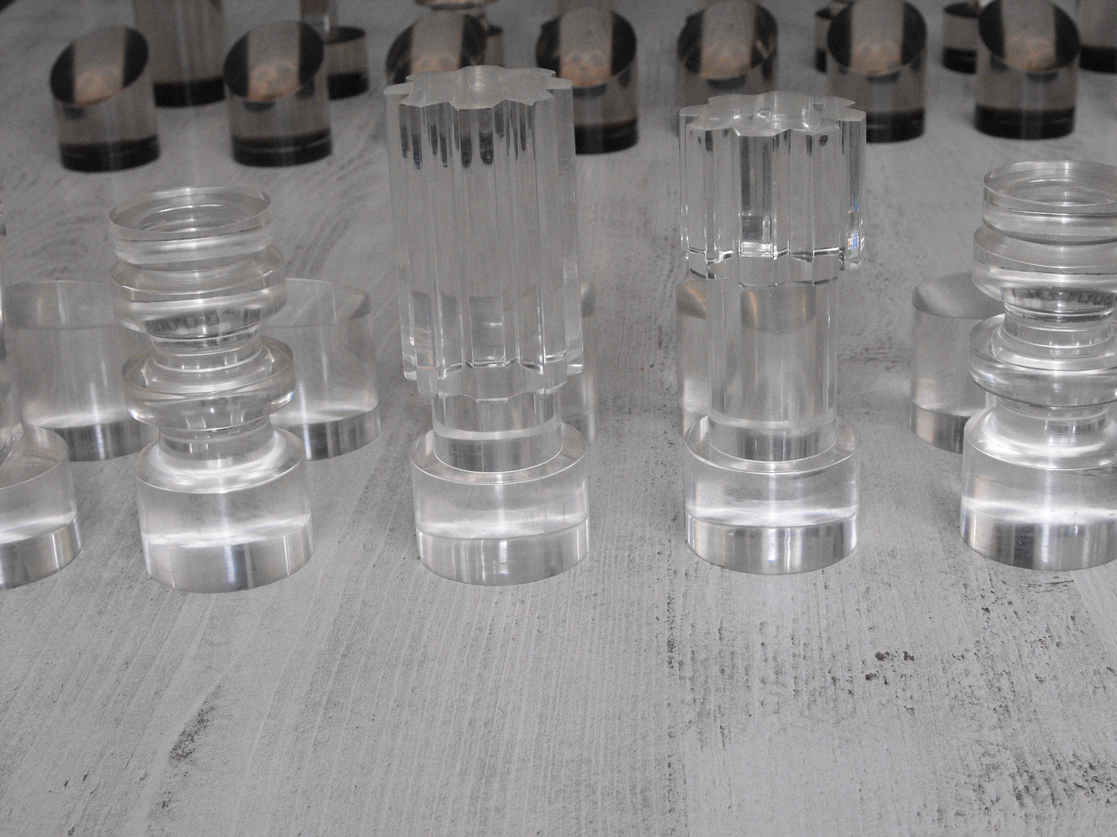 Michel Dumas chess game in altuglas 70s