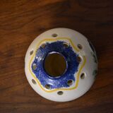 Round vase with flowers Le Croisic