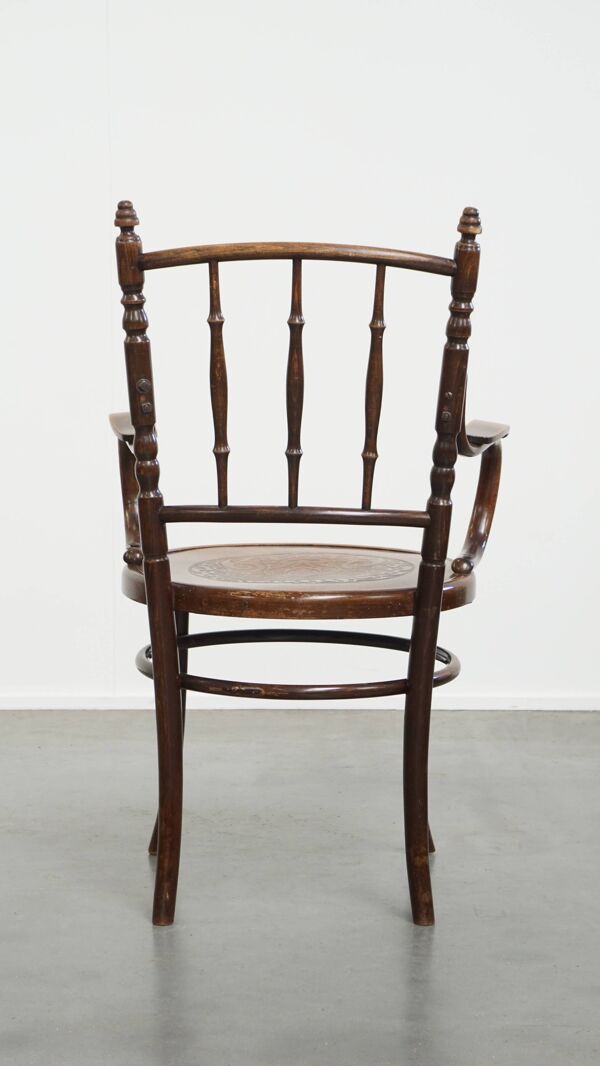 Chaise bistrot ancienne en bois avec accoudoirs