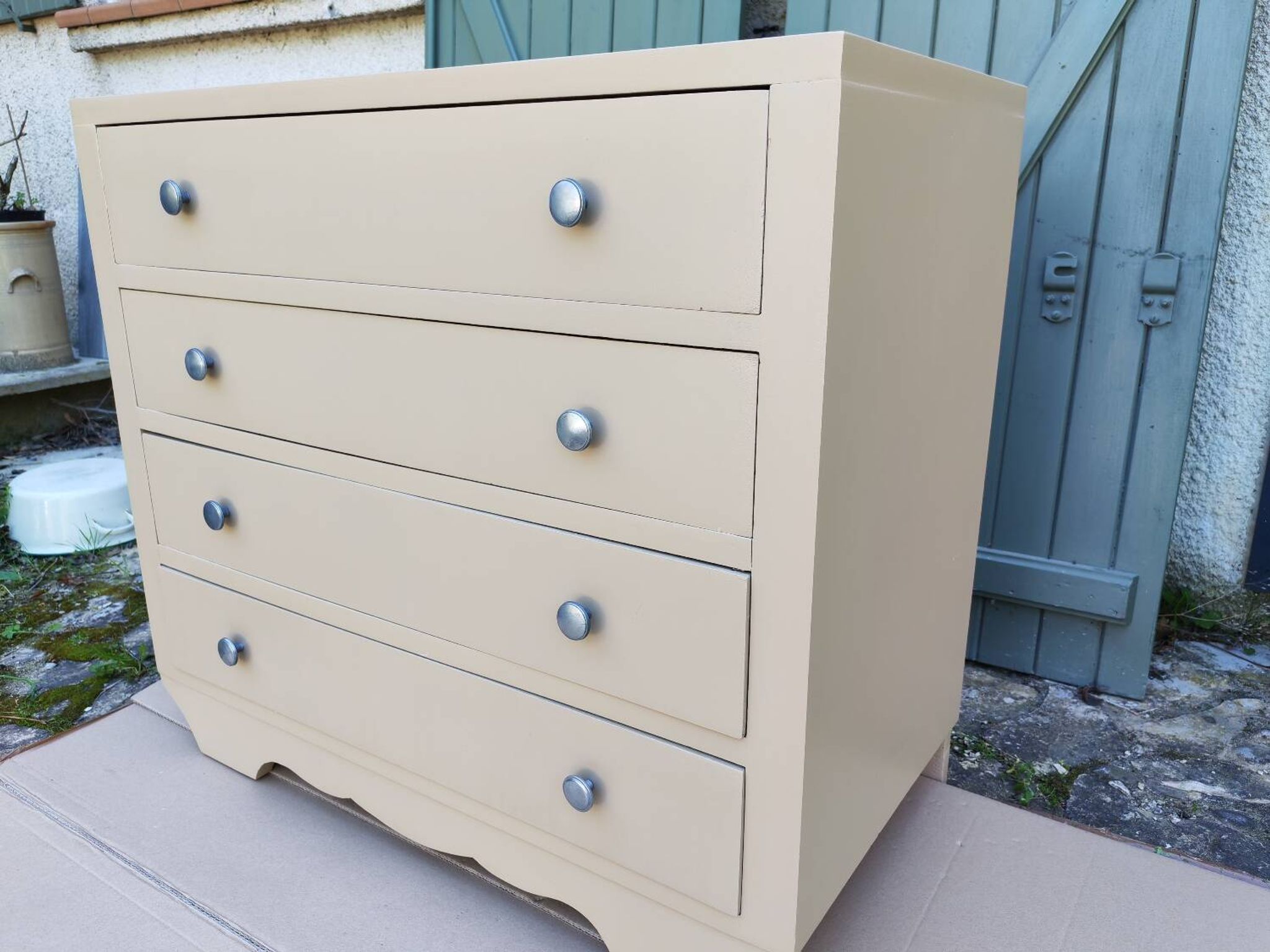 Renovated vintage chest of drawers