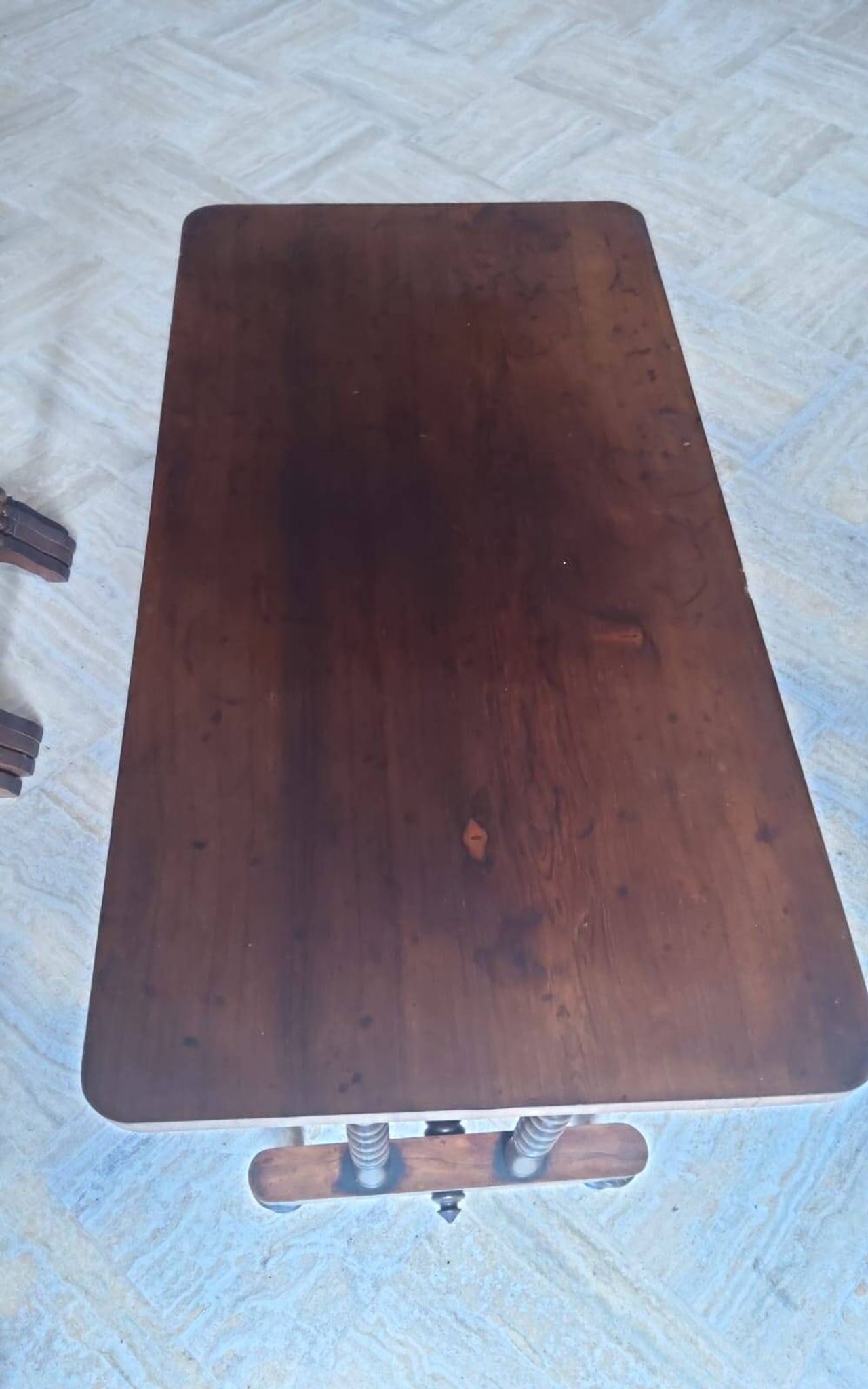 Rolling table