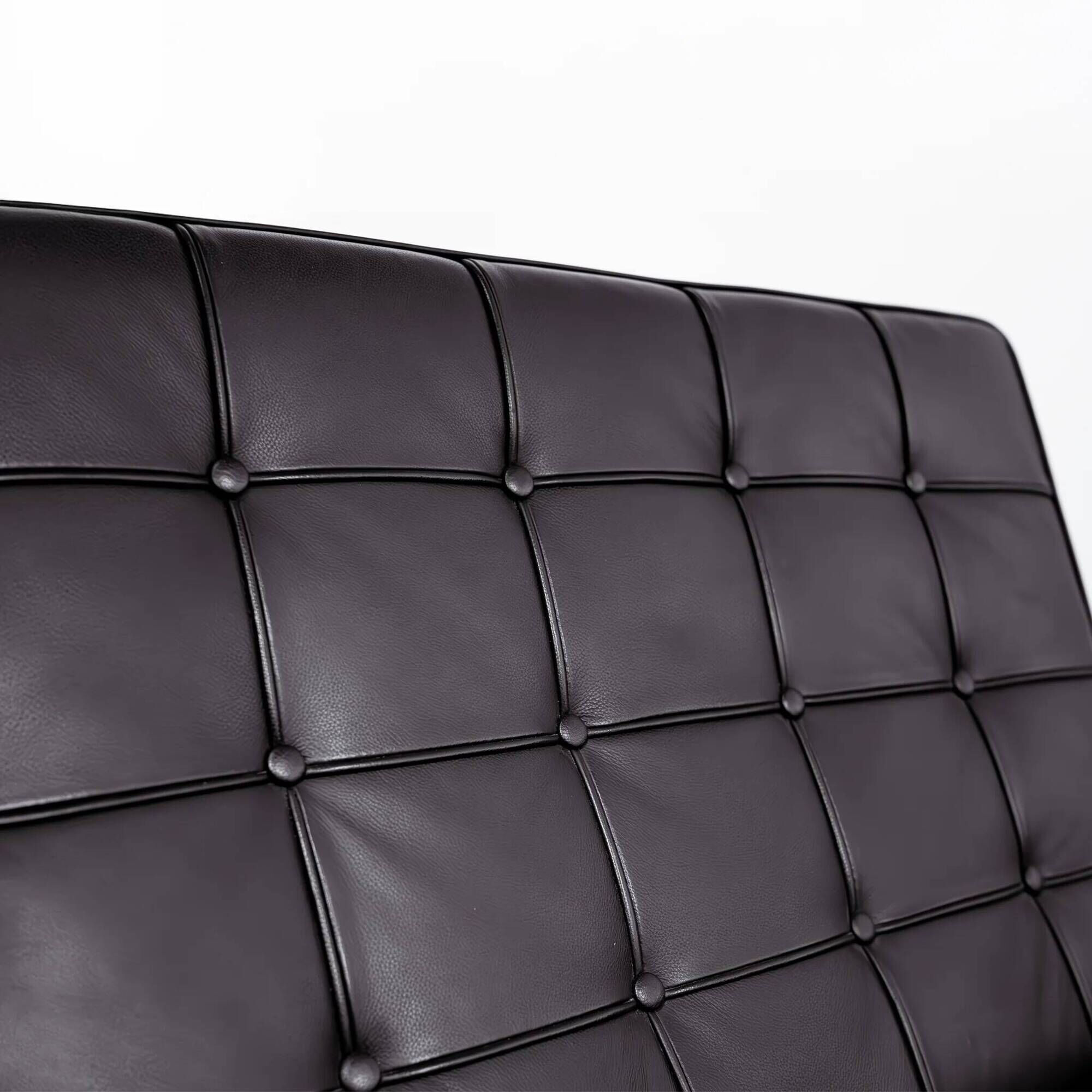 Barcelona vintage 2-seater sofa – high-quality reproduction of Mies van der Rohe's design.