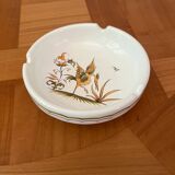 Porcelain ashtray with Vieux Moustier decorations