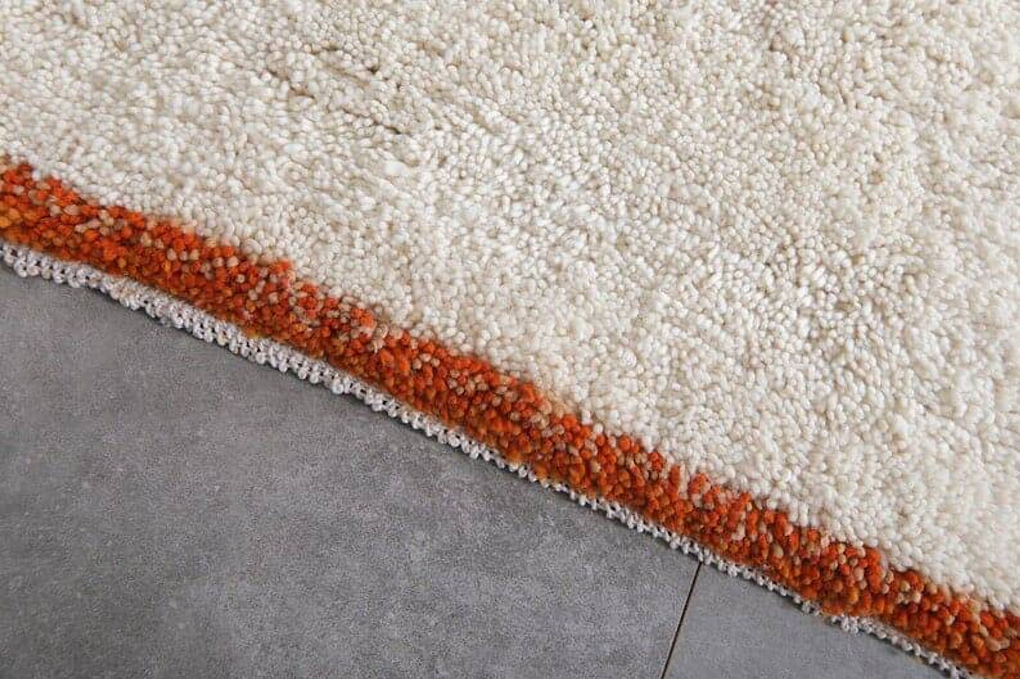 Handmade pure wool rug size 150 x 250 cm