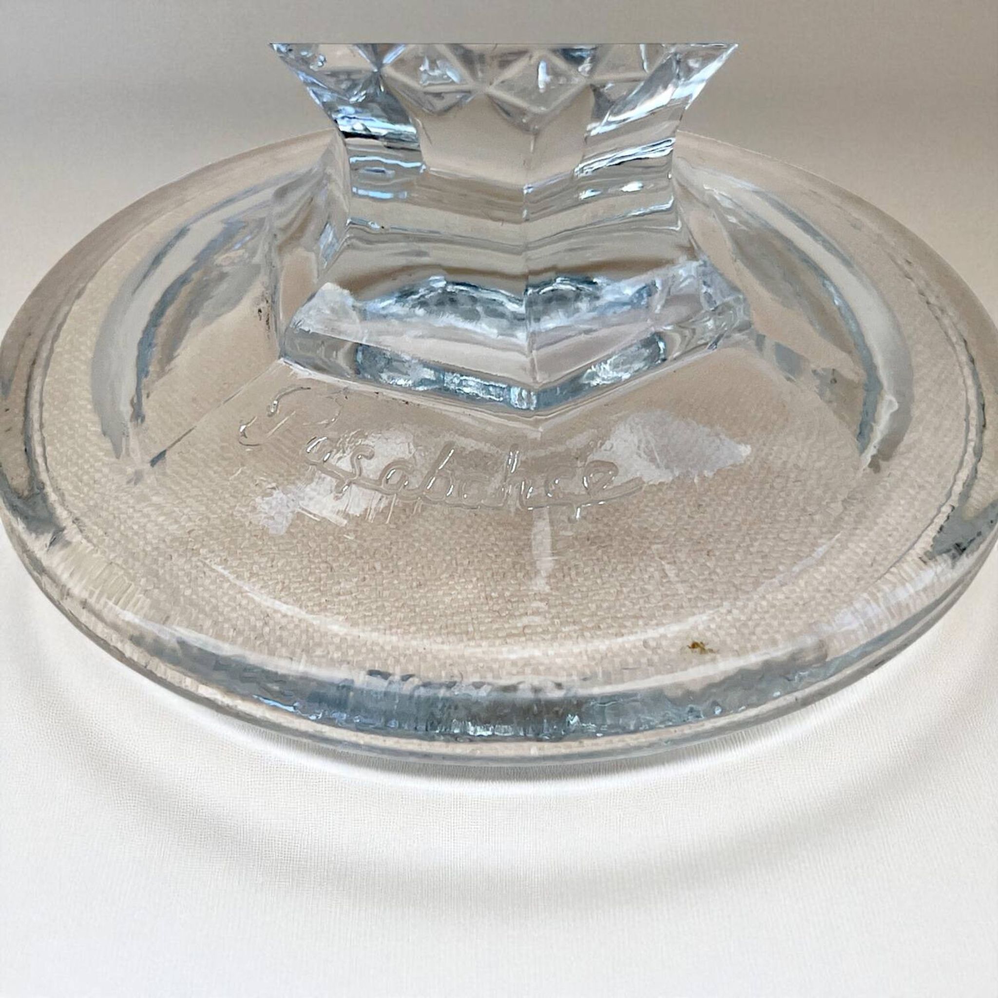 Large fruit bowl on foot in glass with diamond points, vintage 1970s
