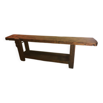 woodworking bench