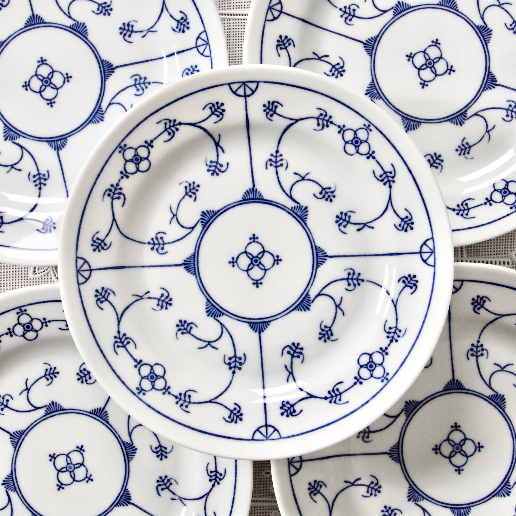 Lot De 5 Assiettes En Céramique Motif Chat Mignon 18,5 Cm - Vaisselle Dessert Et Plats