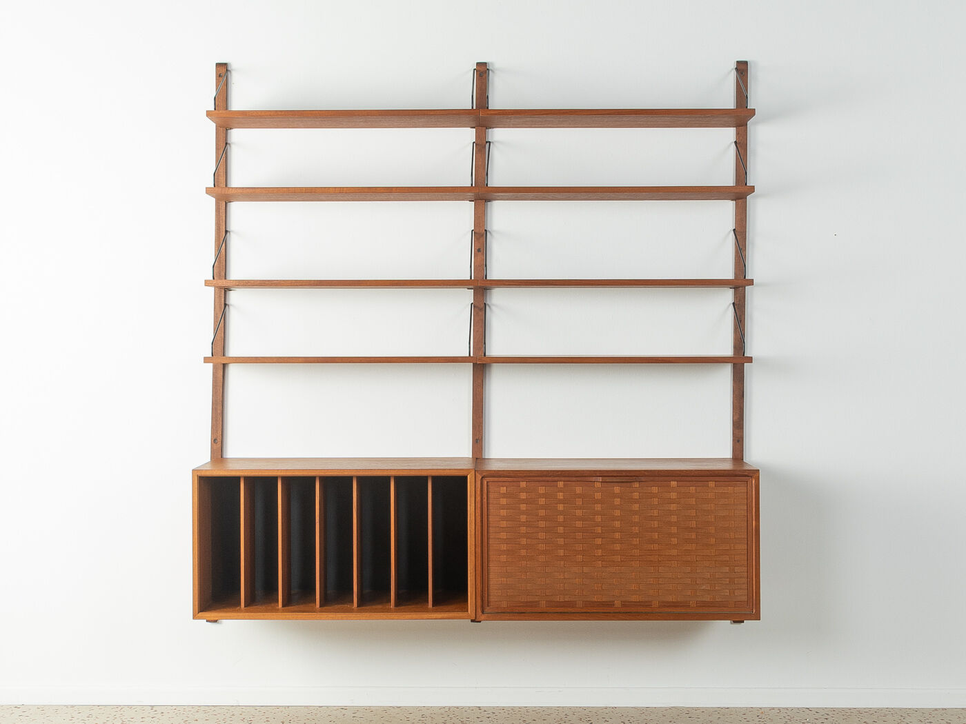 1950s wall shelf, Poul Cadovius