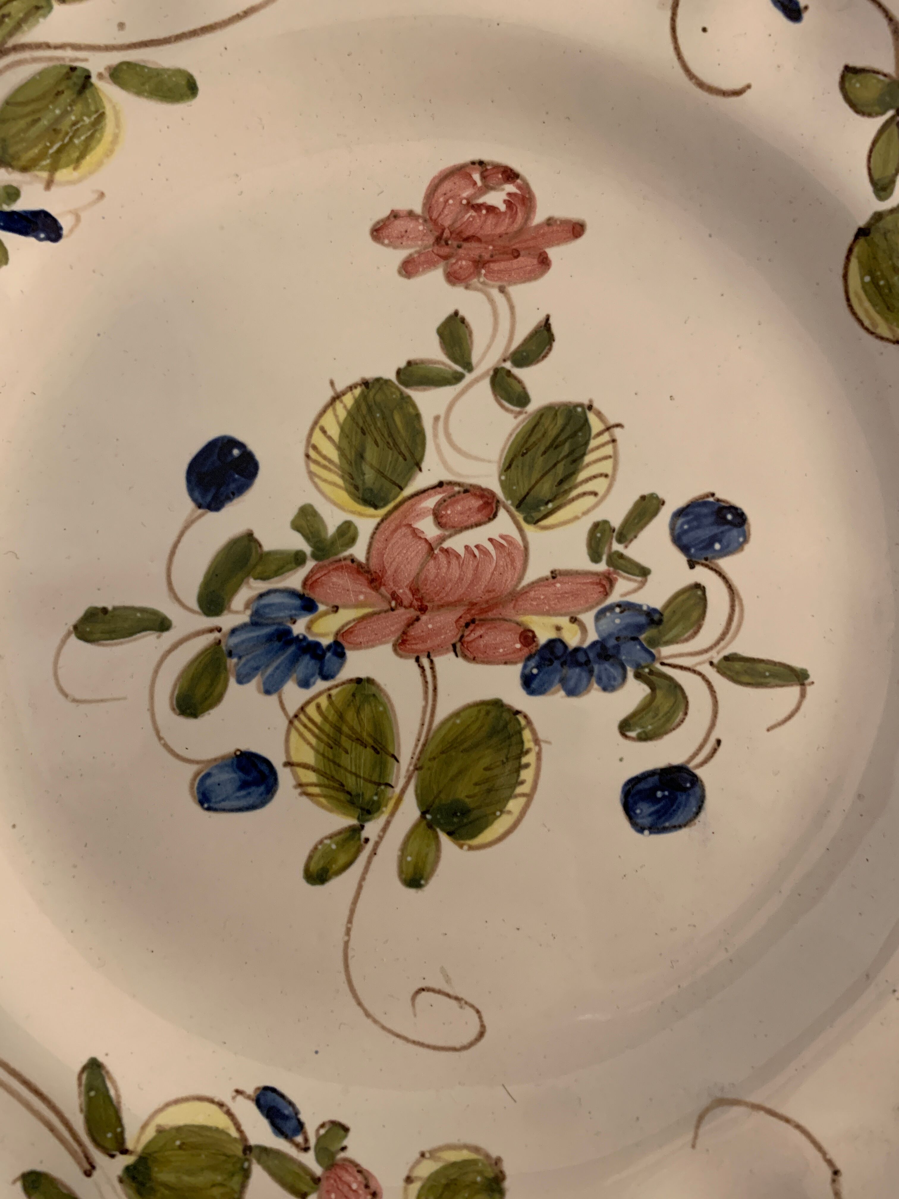 3 sweet pea plates, Samadet earthenware, 18th century