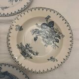 4 assiettes creuses en terre de fer Sarreguemines modèle Flore.