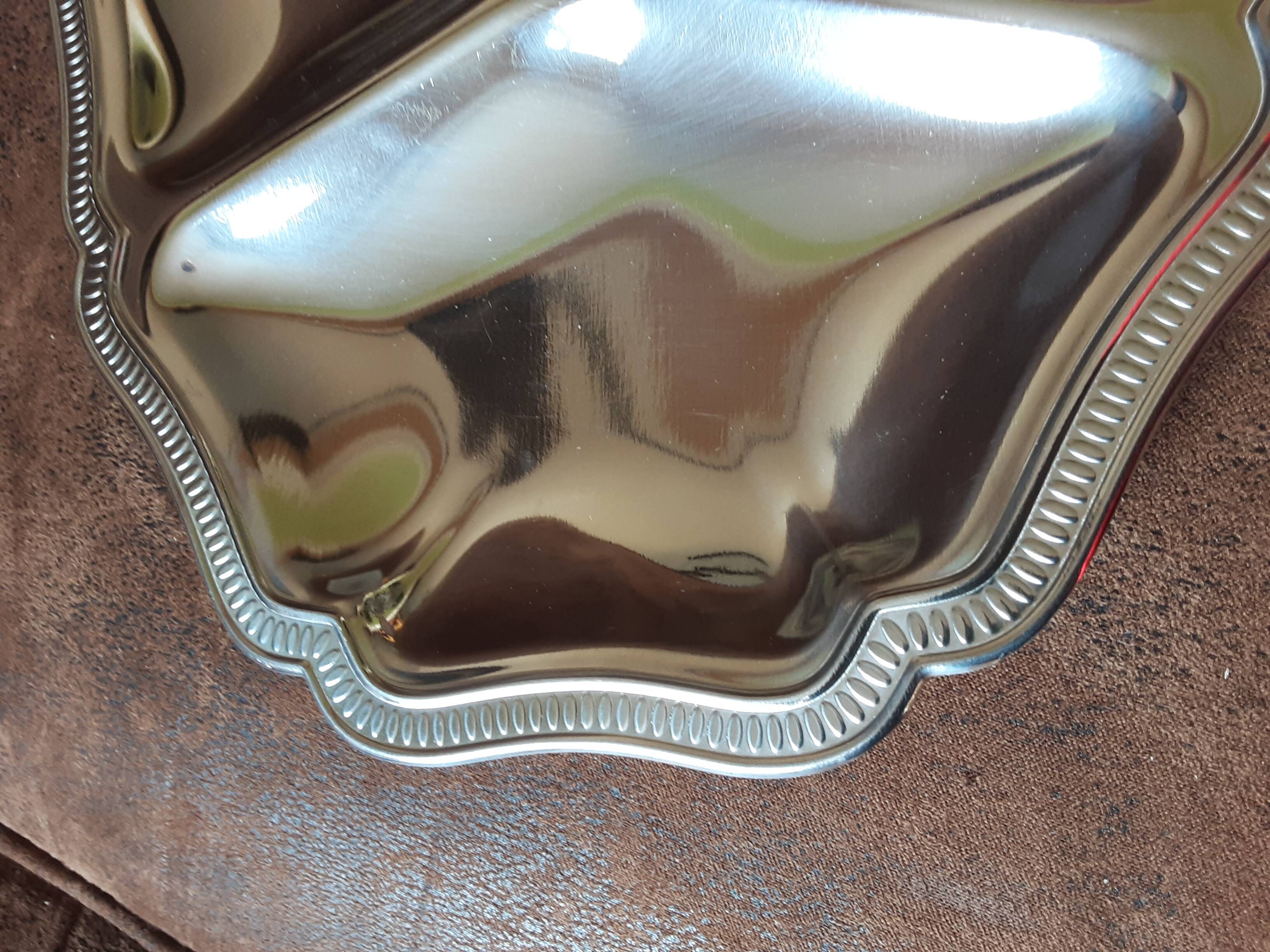 Set of 2 stainless steel dishes Guy Degrenne