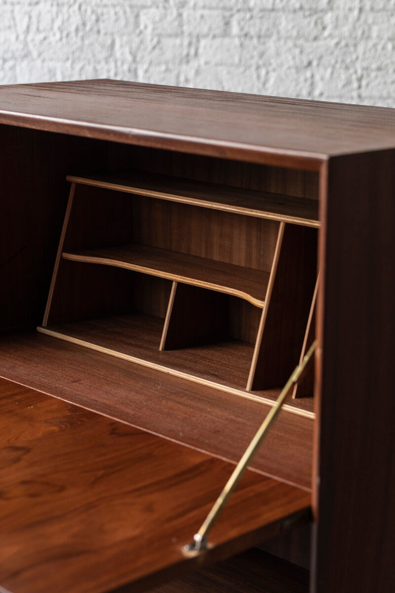 Cabinet by Louis van Teeffelen