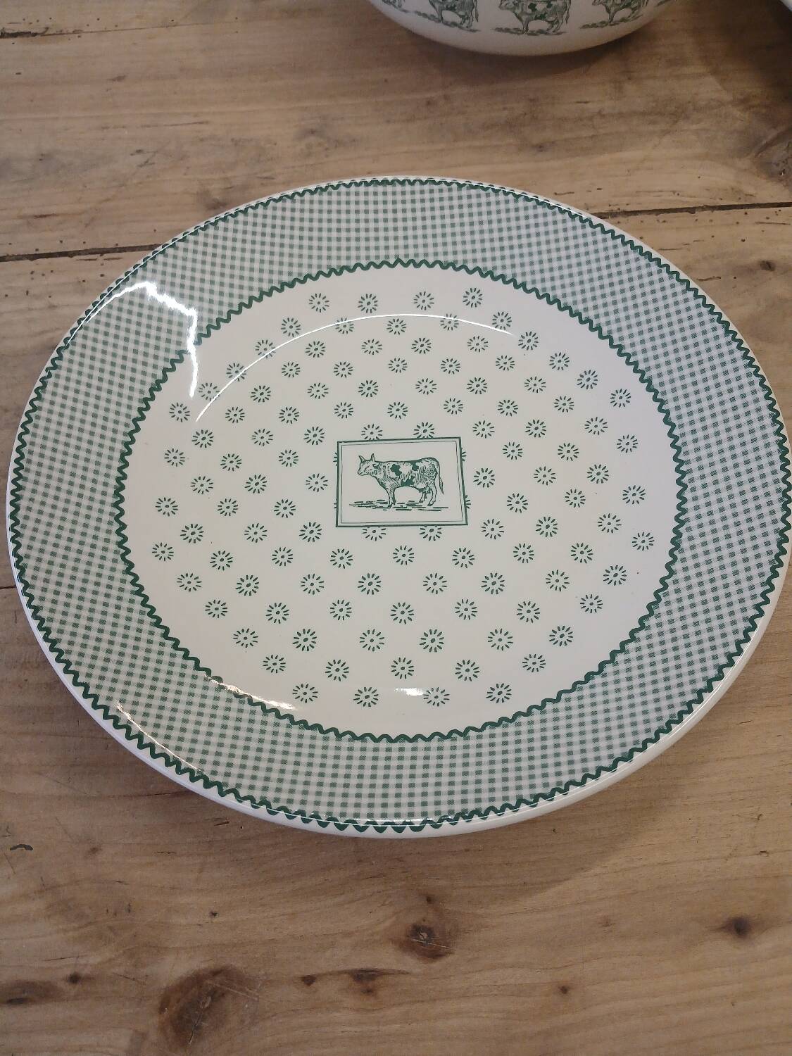 Set of dishes, salad bowl, butter dish Geneviève Lethu