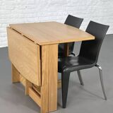 Folding and modular dining table