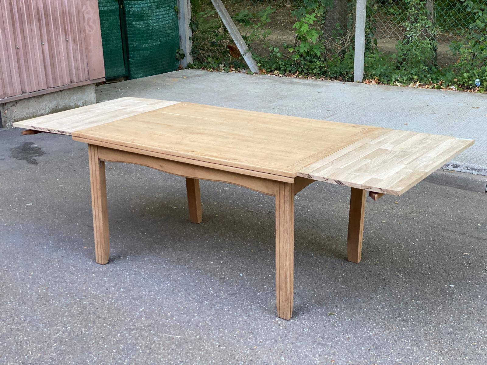 Extensible farmhouse dining table stripped in raw solid oak 1950